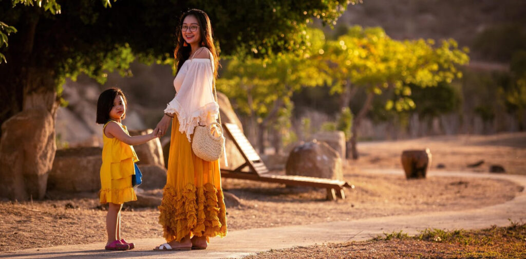 🧘‍♀️ Parenting in the Pause: How Slowing Down Builds Deeper Connection